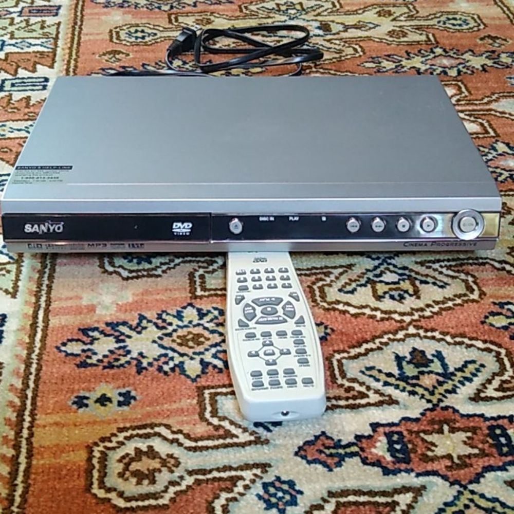 SALE!  Sanyo DVD Player (was $25)